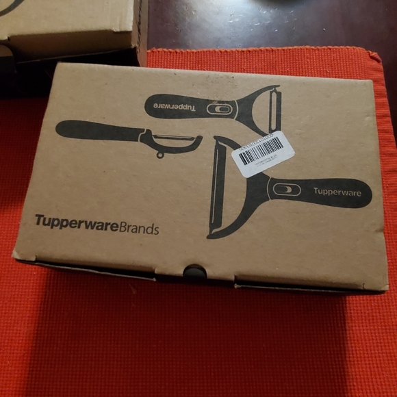 Tupperware - Picture 2 of 2